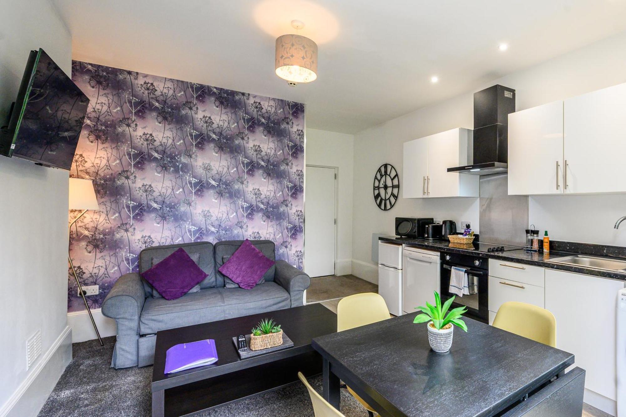 Apartment Amethyst Delightful In Moseley Mews, By Staystaycations Birmingham